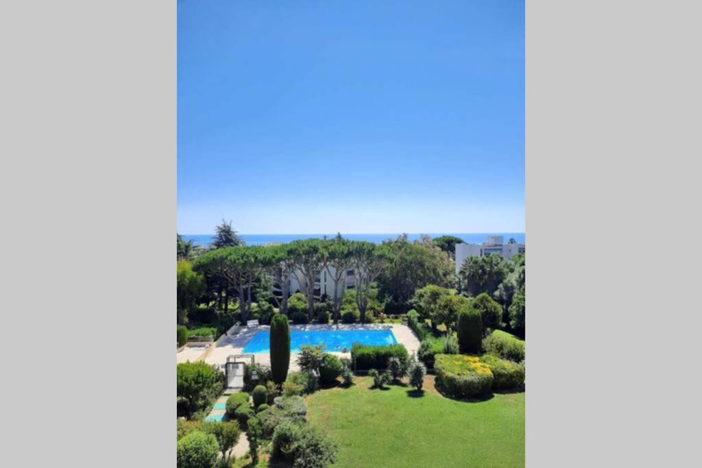 T2 Avec Magnifique Vue Mer, Piscine, Clim, Parking Appartement Antibes Buitenkant foto